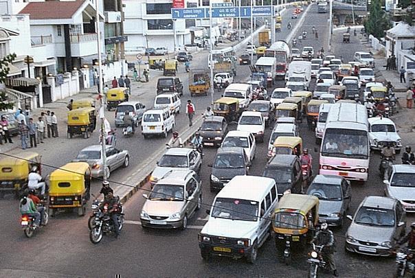 Immer mehr Inder wollen Auto fahren. Foto: auto-reporter.net